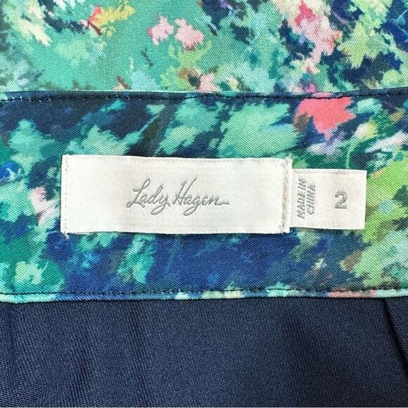 NWOT LADY HAGEN Floral Pattern Bottom Pleat 17” Golf Skort Size 2 (fits like 4) - Picture 4 of 12
